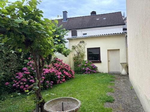 Foto - Einfamilienhaus mit Garten & Stellplatz in Hösbach zu vermieten