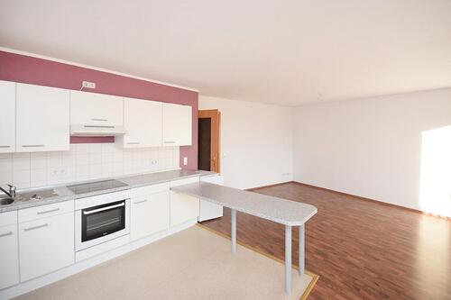 Foto - Kurze Wege in die Stadt: Großzügige, helle 2-Zimmer-Wohnung in allerbester Innenstadtlage!