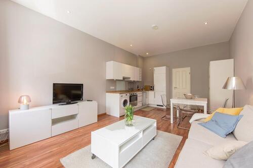 Foto - Etagenwohnung zur Miete in Berlin