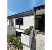 Frisch sanierte 2-Zimmer Wohnung direkt am Nordpark - Düsseldorf Stadtbezirk 5