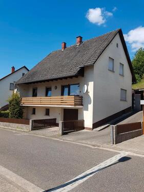 Foto - Einfamilienhaus - 135.000,00 EUR Kaufpreis, ca.  160,00 m²