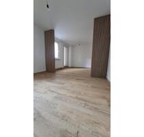 Wohnung 4 Raum Schmölln - 850,00&nbsp;EUR Kaltmiete, ca.&nbsp; 110,00&nbsp;m&sup2; in Schmölln (PLZ: 04626)