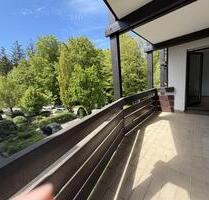 Sonnige 2 Zimmer Wohnung mit neuwertiger Einbauküche in Neuenbürg Buchberg