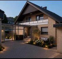 Großzügiges Wohnen mit vielseitigen Nutzungsmöglichkeiten - Bad Salzuflen Biemsen-Ahmsen