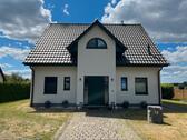 Foto - Einfamilienhaus mit großzügigem Grundstück