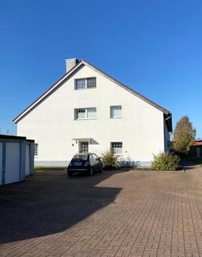 Foto - Wohnen im Grünen - 3 Zimmer-Wohnung mit Kamin und Balkon