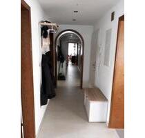 Wohnung mit 190qm - 449.000,00&nbsp;EUR Kaufpreis, ca.&nbsp; 190,00&nbsp;m&sup2; in Aichhalden (PLZ: 78733)