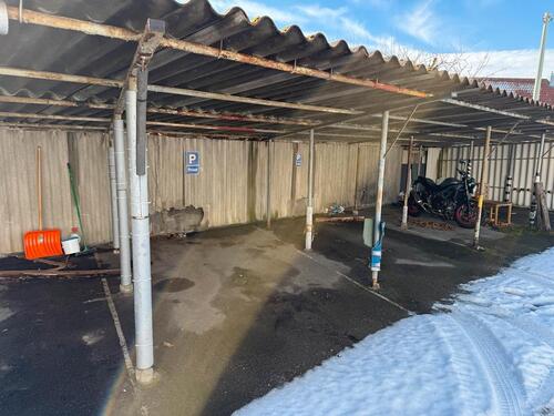 Foto - Überdachte Parkplatz. - 40,00&nbsp;EUR Miete,