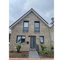 Neuwertige 4-Zimmer-Doppelhaushälfte, Schüttorf, Wohnung, Haus