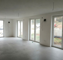Neubau Erstbezug sonnenlichtdurchflutetes KfW40-Traumhaus zu verm - Ochsenfurt