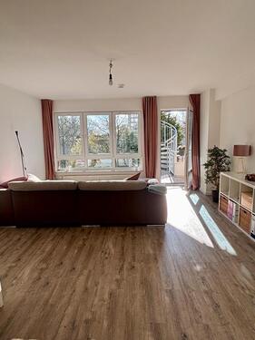 Foto - Sonnige 2,5 Zimmer Wohnung im Hofweg Juni -Dez I Übernahmeoption