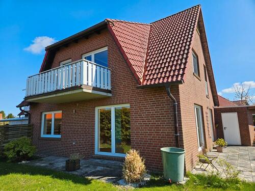 Foto - Versetzte Doppelhaushälfte mit Balkon