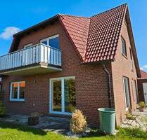 Versetzte Doppelhaushälfte mit Balkon - Wangerland