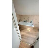 Dachgeschosswohnung vermieten - 900,00&nbsp;EUR Kaltmiete, ca.&nbsp; 45,00&nbsp;m&sup2; in Meschede (PLZ: 59872)