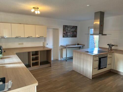 Foto - Oberwohnung 6-ZKB Balkon Loggia 175 qm Norden Bahnhofstraße