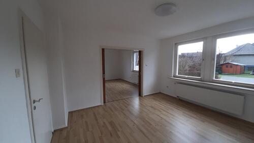 Foto - Renovierte helle 3ZKDB Wohnung 66qm im 5 Fam Haus zu vermieten