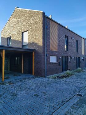 Foto - Doppelhaushälfte - 1.100,00&nbsp;EUR Kaltmiete, ca.&nbsp; 107,00&nbsp;m&sup2;