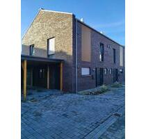 Doppelhaushälfte - 1.100,00&nbsp;EUR Kaltmiete, ca.&nbsp; 107,00&nbsp;m&sup2; in Friesoythe (PLZ: 26169)