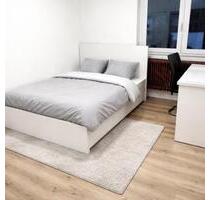 Helles, möbliertes Zimmer in sanierter 5er‑WG in ES.-Berkheim - Esslingen am Neckar Pliensauvorstadt