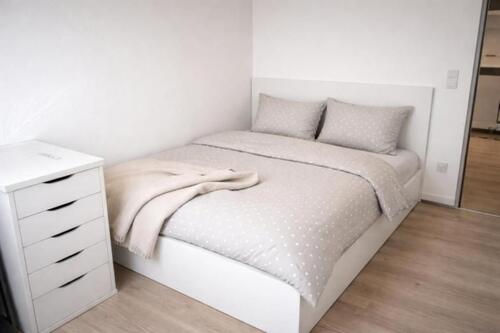 Foto - 5 Zimmer Etagenwohnung zur Miete in Esslingen am Neckar