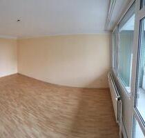 Helle Wohnung, 2 Aufzüge, ruhige Lage - Ludwigshafen am Rhein Edigheim