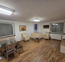 Moderne Wohnung 1.OG inkl. Balkon, Einbauküche & Waschmaschine - Mönchengladbach Nord