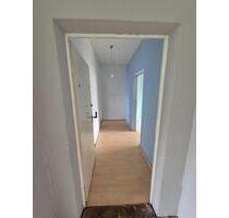 Zum selber renovieren 3 Zimmer Küche Diele Bad in Bad Sülze