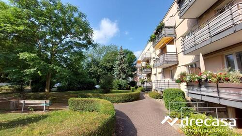 Foto - EG-3-R-Whg Parkett Wanne Dusche Stellplatz Balkon!