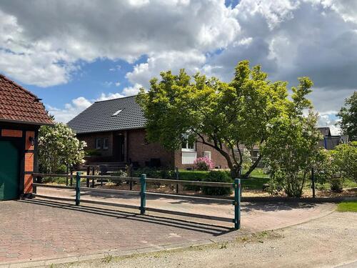 Foto - Wohnen mit Charakter: Kernsaniertes Einfamilienhaus mit 184 m² Wo