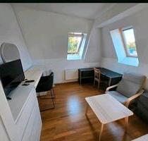 Kleine möblierte 1 Zimmer Einlieger Wohnung - Berlin Pankow