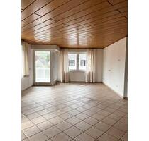 2 Zimmer Wohnung mit Loggia, Carport und Einbauküche - Schermbeck