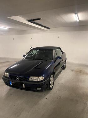 Foto - Tiefgaragen Stellplatz trocken Oldtimer Cabrio sauber,sofort frei