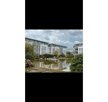 Schöne 3-Zimmer-Wohnung mit Terrasse im Regensburger Westen Schöne 3-Zimmer-Wohnung mit Terrasse im Regensburger Westen