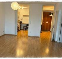 Renovierte 2 Zimmer-Wohnung in Wiesbaden-Biebrich zu vermieten