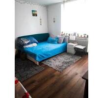 Schönes Zimmer mit Balkon in Schwabing-Freimann 3er WG - München