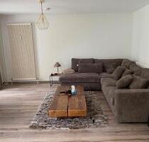 Helle 1-Zimmer-Wohnung mit großem Garten & TG in Nürnberg