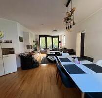 Voll möblierte, 2-Zimmer-Wohnung auf Zeit in Erkrath