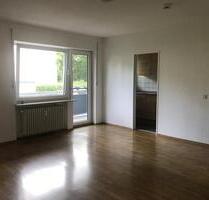 helle ca. 34 qm große, gut geschnittene 1 Zimmerwohnung - Frankfurt am Main Bonames