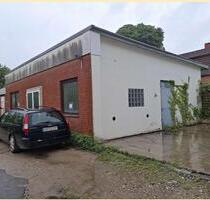 Lager Halle Archiv in der Innenstadt mit Parkplätzen - Eutin