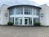 Foto - Staubarme Lager-Gewerbehalle mit Luftschleuse + Bürooptionen