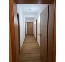 Schöne 4 Zimmer Wohnung - 1.000,00 EUR Kaltmiete, ca.  87,00 m² in Lichtenfels (PLZ: 96215)