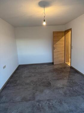 Foto - 4 Zimmer OG Wohnung, 110 qm, Küche, Bad, Balkon in Mücke