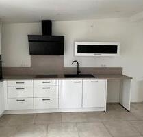 2 Zimmer Moderne Wohnung in Zentraler Lage mit Küche ! Wetzlar He