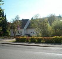 2-Fam.-Haus gedämmt, Wärmepumpe, Garten. Ruhige Dorflage VERWOHNT - Höxter