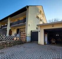 Vermiete DHH mit kleiner Garage und Stellplätzen direkt am Wald - Wittmar