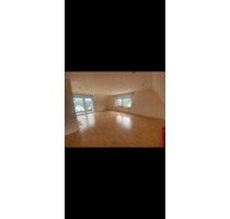 Sonnenüberflutete, neu renovierte, ruhige Wohnung zu vermieten - Meschede