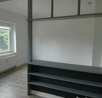 Ruhige 2 Zimmerwohnung mit großer Wohnküche - Emden Tholenswehr