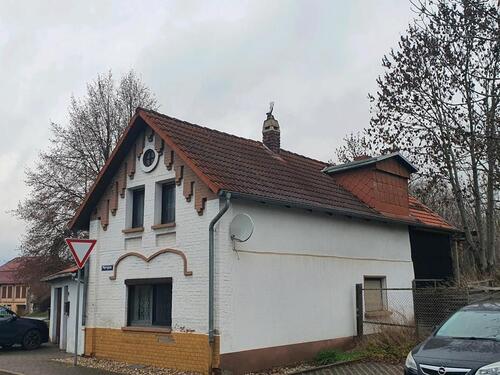 Foto - Wohnhaus mit Sanierungsbedarf - 30.000,00&nbsp;EUR Kaufpreis, ca.&nbsp; 70,00&nbsp;m&sup2;