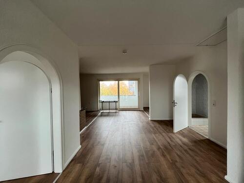 Foto - 2-Zimmer Wohnung 2.OG Badewanne Terasse Balkon Stellplatz City