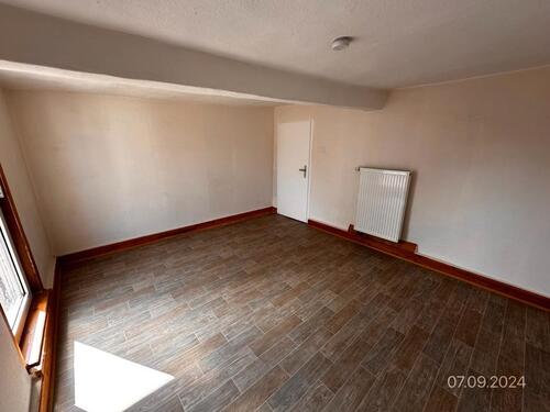 Foto - Schönes Haus zu vermieten bitte Text lesen